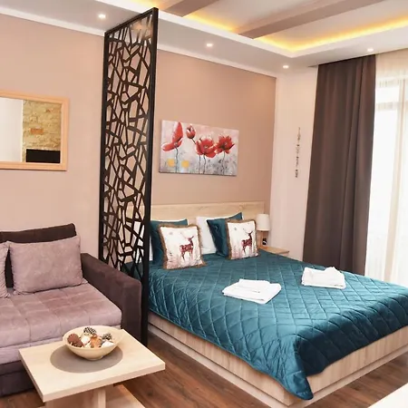 Apartman Pleasure M4 Milmari Apartment *